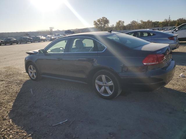 1VWBN7A36DC106109 - 2013 VOLKSWAGEN PASSAT SE ლურჯი ფოტო 2