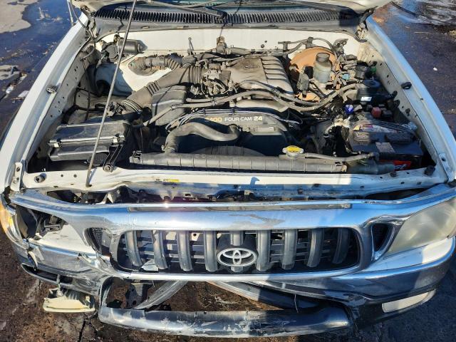 5TEWN72NX1Z736765 - 2001 TOYOTA TACOMA XTRACAB თეთრი ფოტო 11
