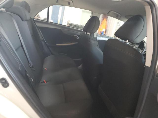 5YFBU4EE0DP121275 - 2013 TOYOTA COROLLA BASE თეთრი ფოტო 10
