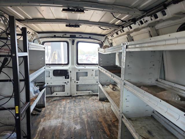 1GCWGFFF9F1105871 - 2015 CHEVROLET EXPRESS G2 白色 照片 10