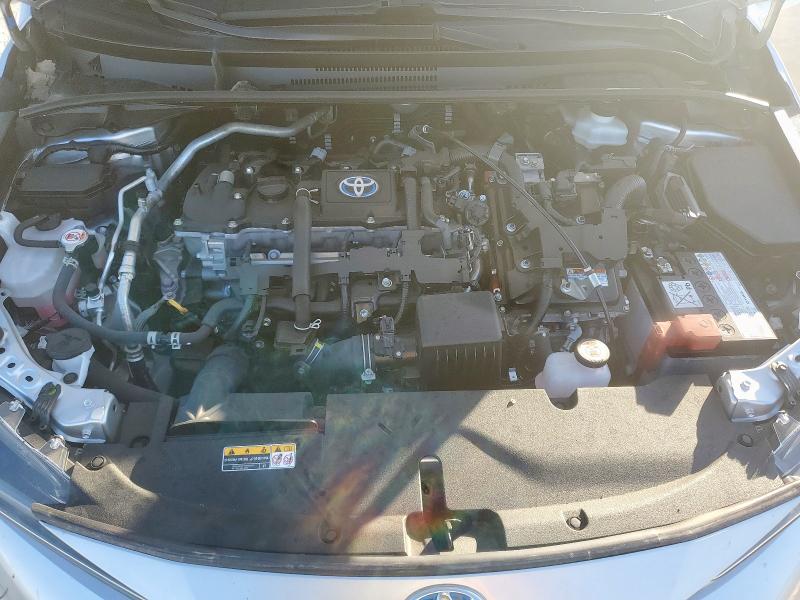 JTDBCMFE4P3026359 - 2023 TOYOTA COROLLA LE Srebrny zdjęcie 11