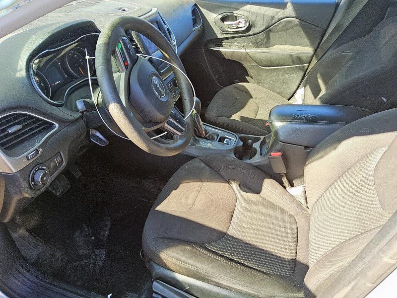 1C4PJLCB1KD240793 - 2019 JEEP CHEROKEE LATITUDE SILVER photo 7