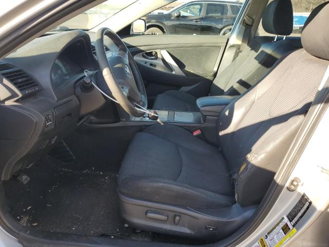 4T1BF3EKXAU041941 - 2010 TOYOTA CAMRY BASE فضي صورة 7