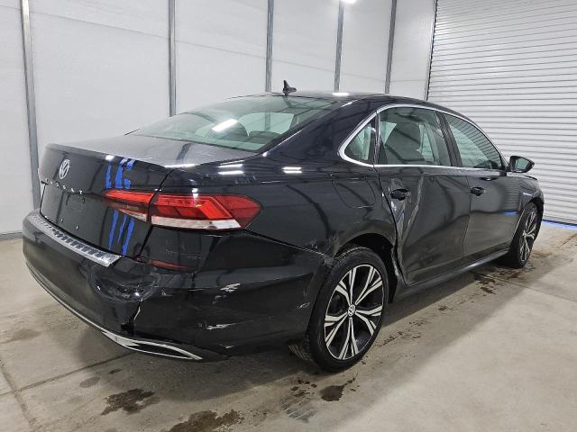 1VWSA7A32MC013440 - 2021 VOLKSWAGEN PASSAT SE BLACK photo 3