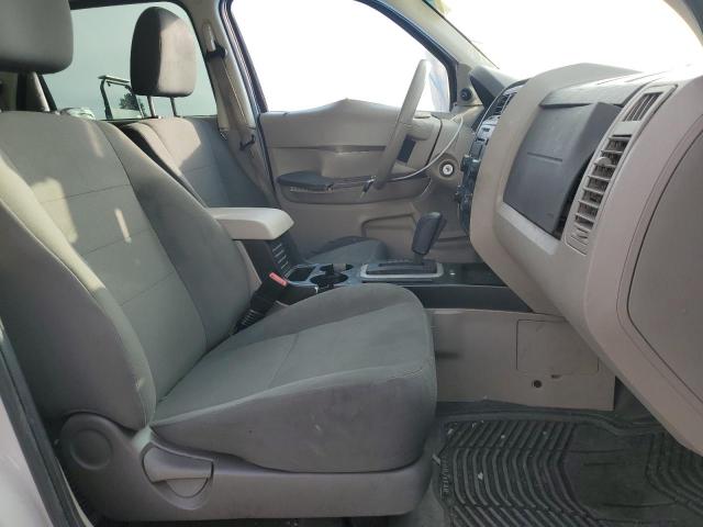 1FMCU9C77AKC77633 - 2010 FORD ESCAPE XLS WHITE photo 7