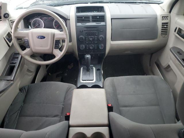 1FMCU9C77AKC77633 - 2010 FORD ESCAPE XLS WHITE photo 8