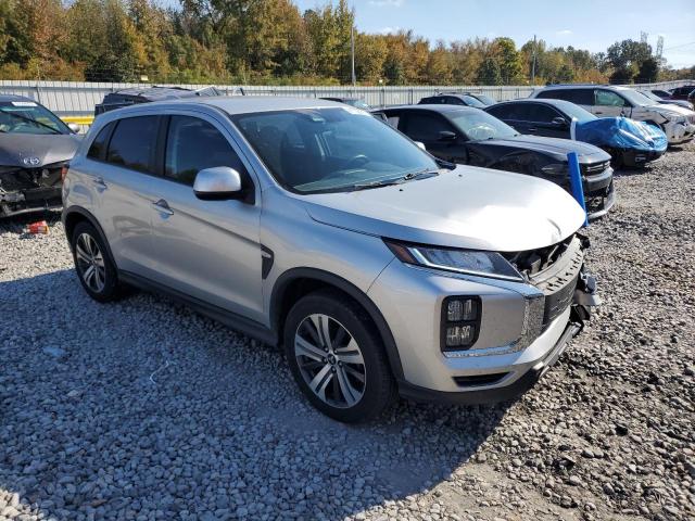 JA4ARUAU7MU035890 - 2021 MITSUBISHI OUTLANDER ES ვერცხლისფერი ფოტო 4