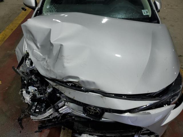 5YFB4MDE5RP134855 - 2024 TOYOTA COROLLA LE SILVER photo 11