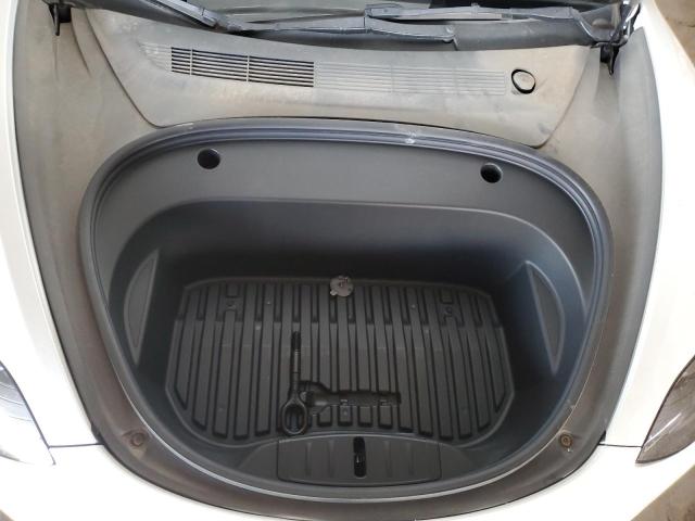 5YJ3E1EB8NF107322 - 2022 TESLA MODEL 3 Biały zdjęcie 11