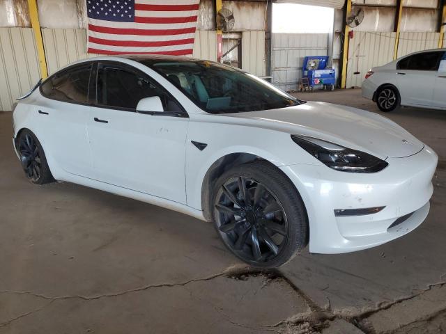 5YJ3E1EB8NF107322 - 2022 TESLA MODEL 3 Biały zdjęcie 4