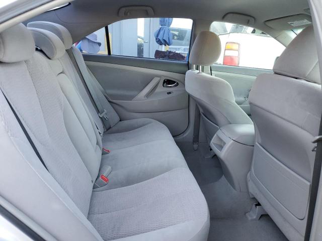 4T4BF3EKXBR113891 - 2011 TOYOTA CAMRY BASE Plata foto 10