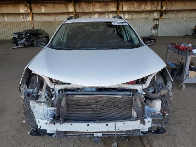 JTMZFREV0JJ211581 - 2018 TOYOTA RAV4 LE თეთრი ფოტო 5