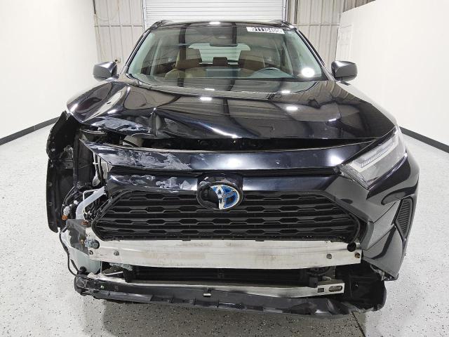 4T3LWRFV0PU105372 - 2023 TOYOTA RAV4 LE შავი ფოტო 5