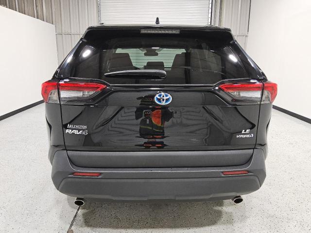 4T3LWRFV0PU105372 - 2023 TOYOTA RAV4 LE შავი ფოტო 6