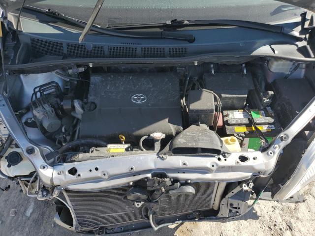 5TDKK3DC6CS243404 - 2012 TOYOTA SIENNA LE ვერცხლისფერი ფოტო 12