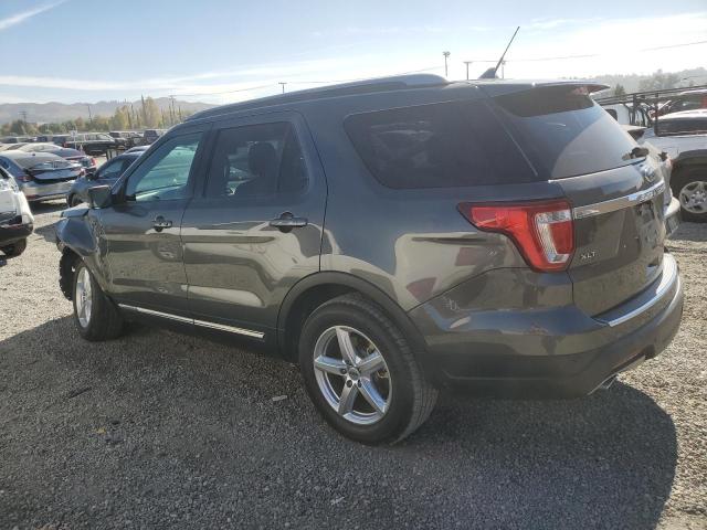 1FM5K7D81JGC06537 - 2018 FORD EXPLORER XLT Graphite photo 2