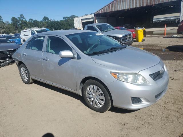 2T1BU4EE9AC484654 - 2010 TOYOTA COROLLA BASE SILVER photo 4