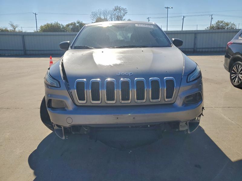 1C4PJLAB7EW104261 - 2014 JEEP CHEROKEE SPORT WHITE photo 5