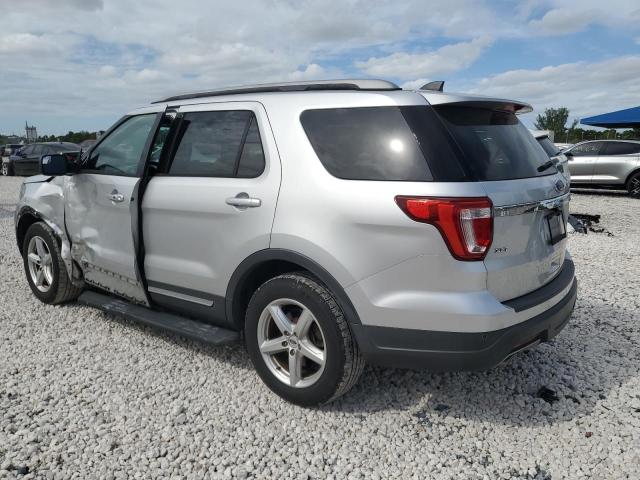 1FM5K7D82JGA02331 - 2018 FORD EXPLORER XLT ვერცხლისფერი ფოტო 2
