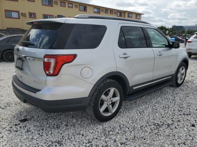 1FM5K7D82JGA02331 - 2018 FORD EXPLORER XLT ვერცხლისფერი ფოტო 3