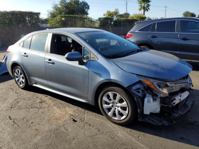 5YFEPRAE5LP021274 - 2020 TOYOTA COROLLA LE BLUE photo 4