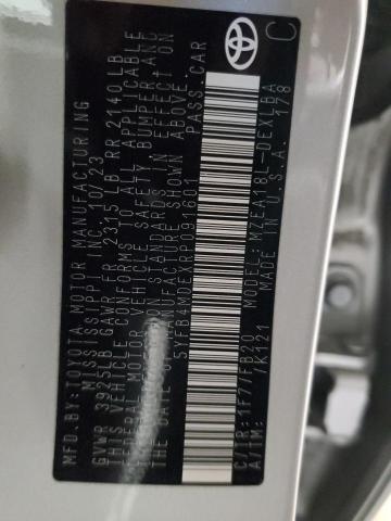 5YFB4MDEXRP091601 - 2024 TOYOTA COROLLA LE 银色 照片 12