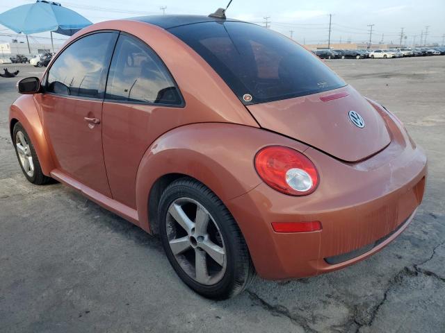 3VWRG3AG9AM023434 - 2010 VOLKSWAGEN NEW BEETLE ნარინჯისფერი ფოტო 2