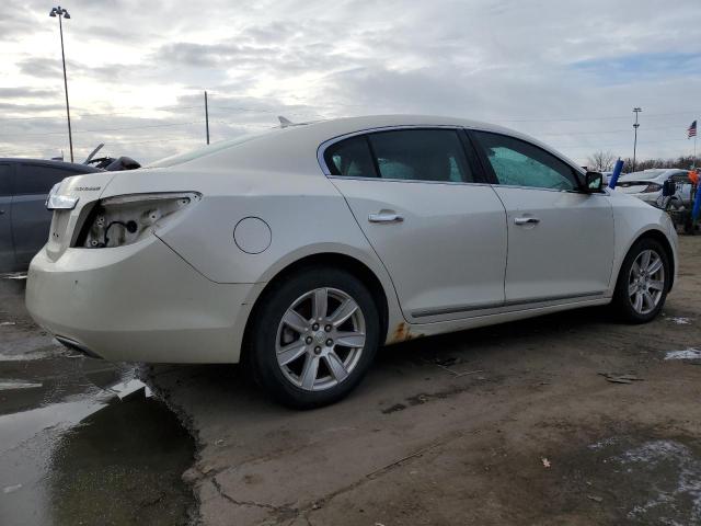1G4GC5E35DF120817 - 2013 BUICK LACROSSE Blanc photo 3