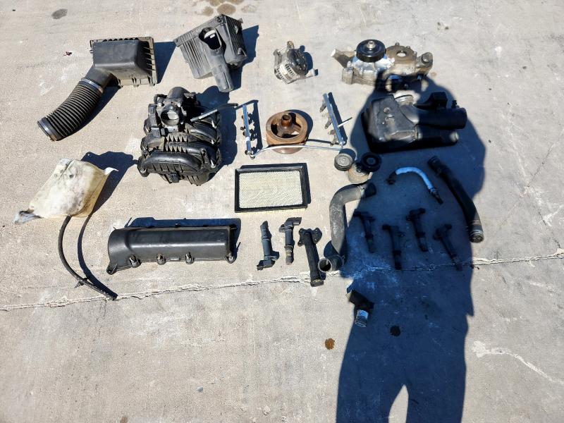 1J8GS48K68C153846 - 2008 JEEP GRAND CHER LAREDO BLACK photo 13