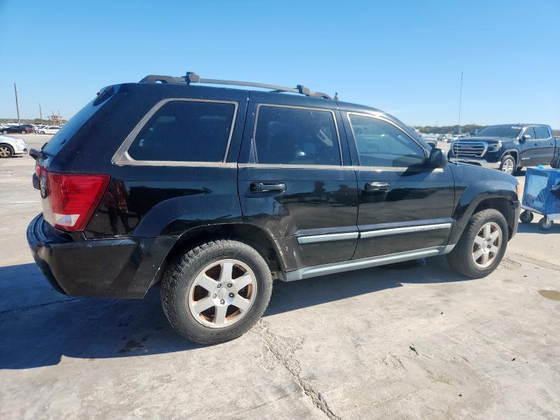 1J8GS48K68C153846 - 2008 JEEP GRAND CHER LAREDO BLACK photo 3