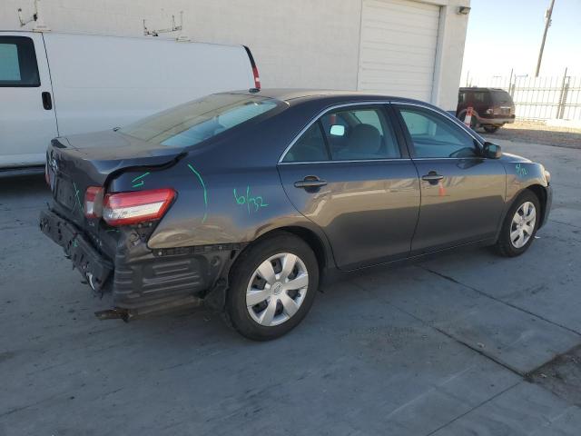 4T1BF3EK4BU733419 - 2011 TOYOTA CAMRY BASE GRAY photo 3