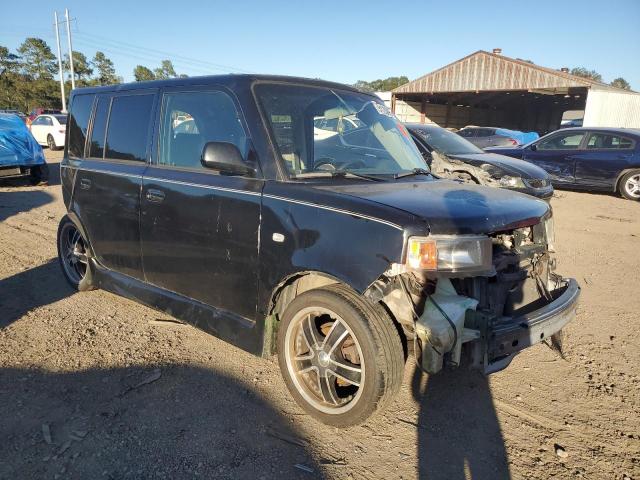 JTLKT324954011276 - 2005 TOYOTA SCION XB BLACK photo 4