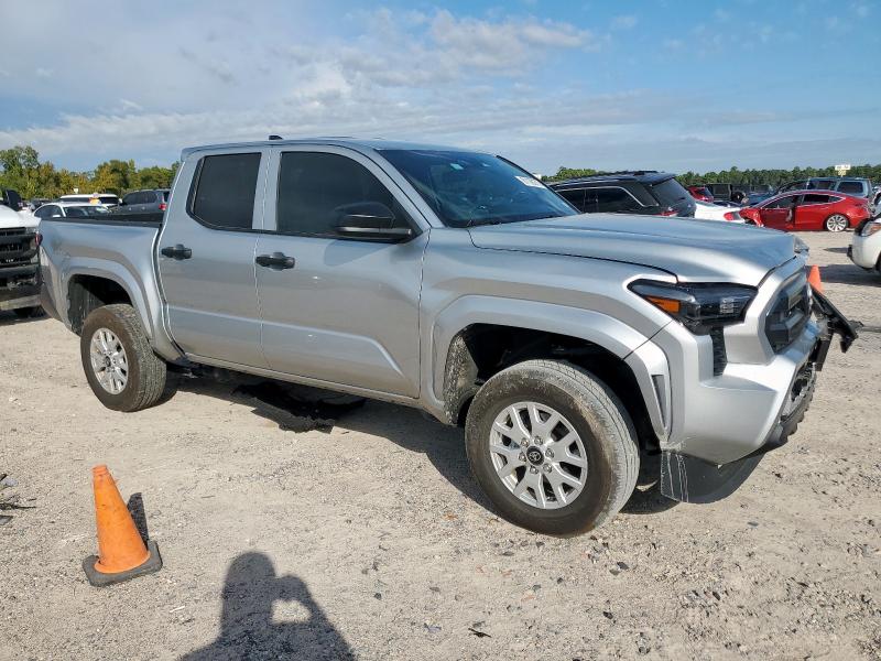 3TYKD5HNXST018259 - 2025 TOYOTA TACOMA DOUBLE CAB SILVER photo 4