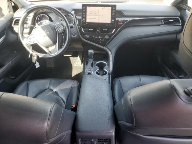 4T1F11AKXMU475906 - 2021 TOYOTA CAMRY XLE Gris photo 8