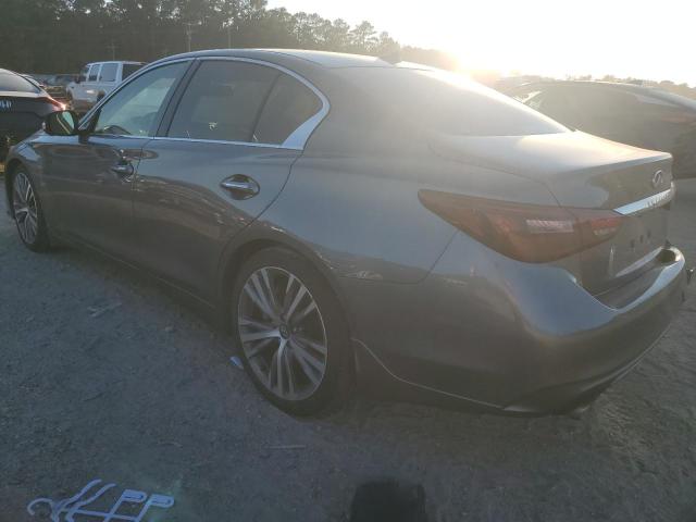 JN1EV7AP8JM357788 - 2018 INFINITI Q50 LUXE Сұр фото 2