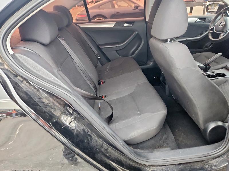 3VWD17AJ4FM352256 - 2015 VOLKSWAGEN JETTA SE შავი ფოტო 10