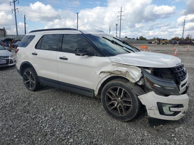 1FM5K8GT8HGC81199 - 2017 FORD EXPLORER SPORT Weiß Foto 4