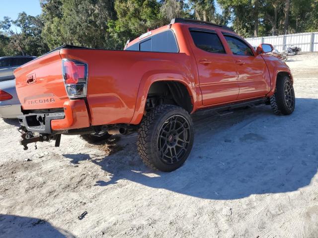 3TMCZ5AN9JM161603 - 2018 TOYOTA TACOMA DOUBLE CAB 橙色 照片 3