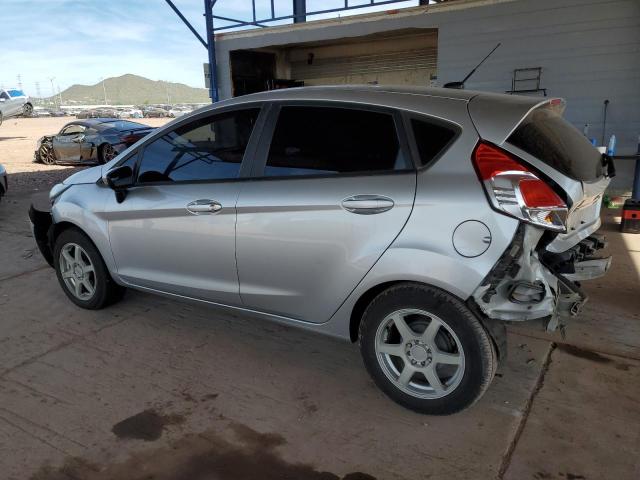 3FADP4EJ4KM156201 - 2019 FORD FIESTA SE SILVER photo 2