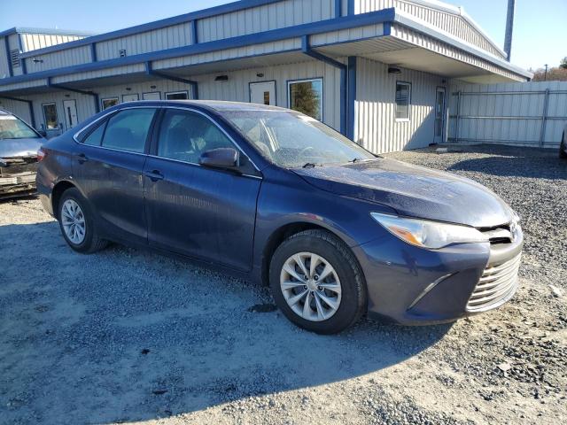 4T1BF1FK6HU709022 - 2017 TOYOTA CAMRY LE BLUE photo 4