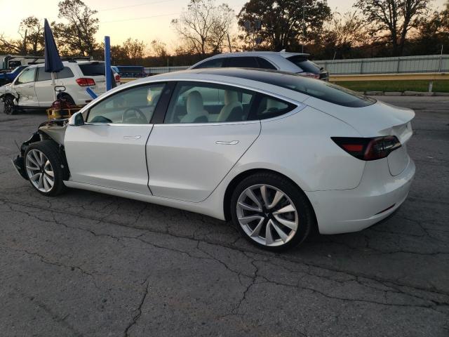 5YJ3E1EB1JF183149 - 2018 TESLA MODEL 3 თეთრი ფოტო 2