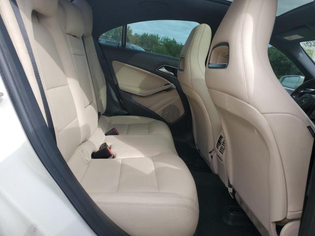 WDDSJ4EB5FN263898 - 2015 MERCEDES-BENZ CLA 250 WHITE photo 10
