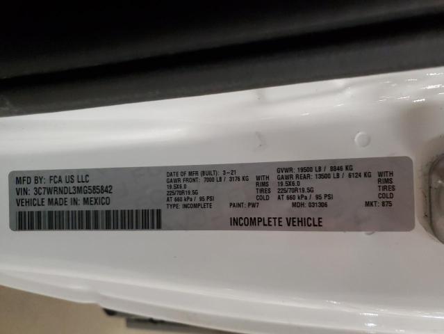 3C7WRNDL3MG585842 - 2021 RAM 5500 WHITE photo 12