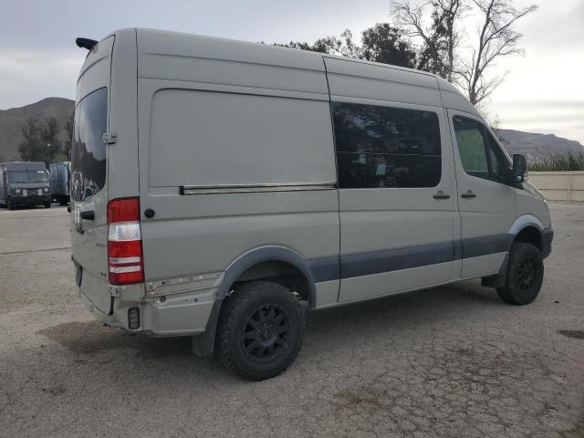 WD3FE7CD5JP645863 - 2018 MERCEDES-BENZ SPRINTER 2500 棕色 照片 3