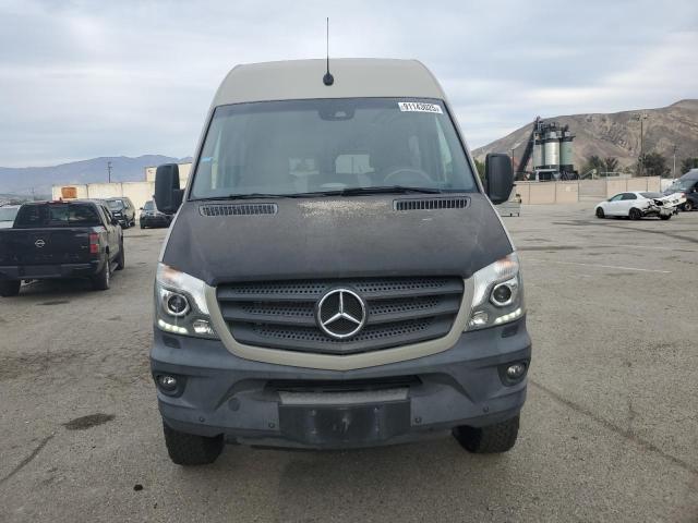 WD3FE7CD5JP645863 - 2018 MERCEDES-BENZ SPRINTER 2500 棕色 照片 5