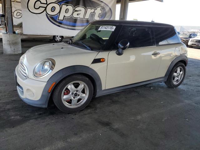 2011 MINI COOPER, 