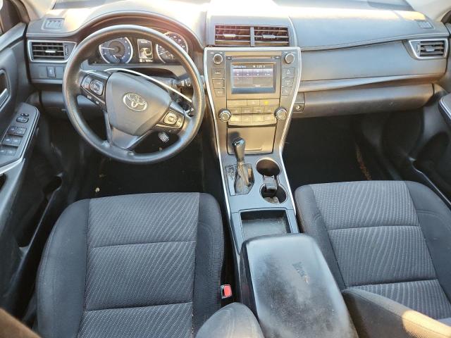 4T1BF1FK4HU345568 - 2017 TOYOTA CAMRY LE SILVER photo 8