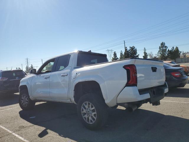 3TYKB5FN4RT000942 - 2024 TOYOTA TACOMA DOUBLE CAB Білий фото 2