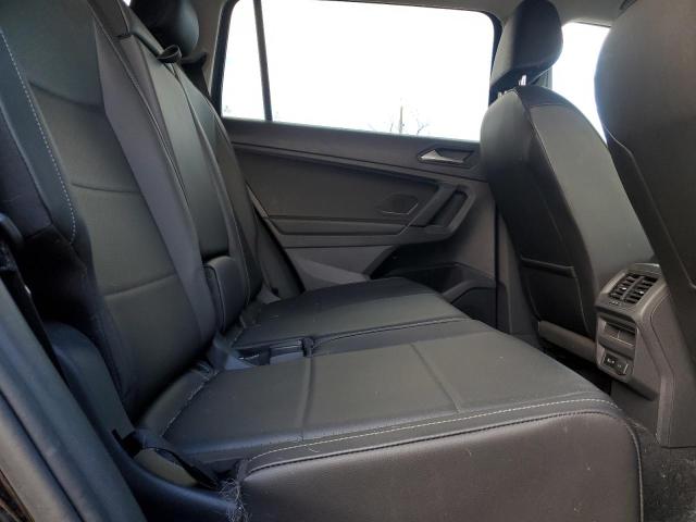 3VV2B7AX9KM071769 - 2019 VOLKSWAGEN TIGUAN SE Noir photo 11