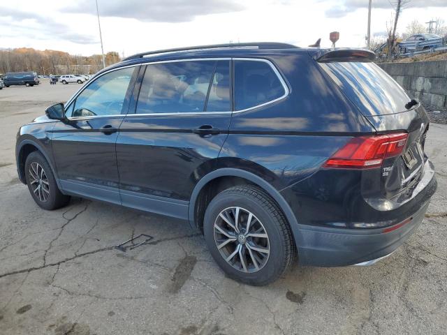 3VV2B7AX9KM071769 - 2019 VOLKSWAGEN TIGUAN SE Noir photo 2